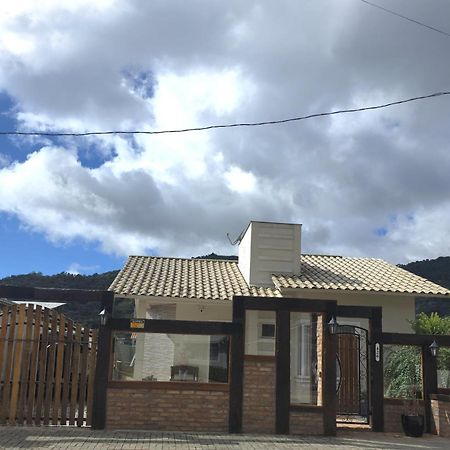 Mini Houses أوروبيسي المظهر الخارجي الصورة
